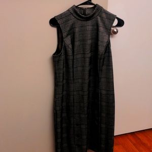 Apt. 9 sleeveless dress. Size M.